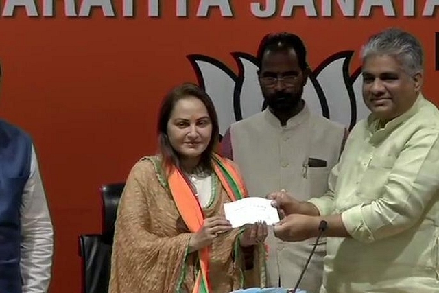 Lok Sabha 2019 Another Petal For BJP As Veteran Actress And Former MP