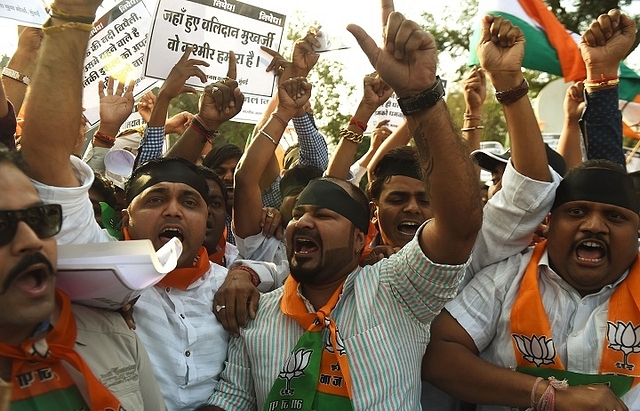 AFP PHOTO / PUNIT PARANJPE / AFP / PUNIT PARANJPE        (Photo credit should read PUNIT PARANJPE/AFP/Getty Images)