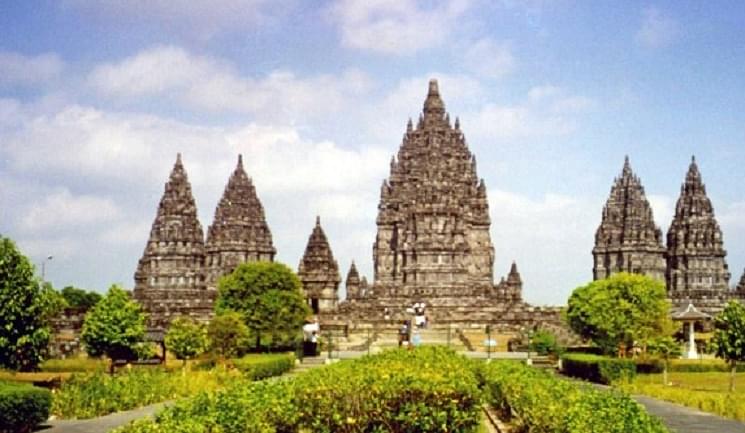 

Central Java : Epitome of Dharmic Architecture in South-East Asia