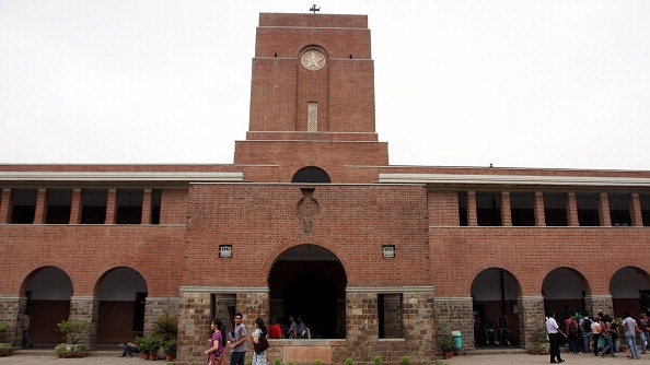 Delhi University (M. Zhazo/ Hindustan Times via Getty Images)