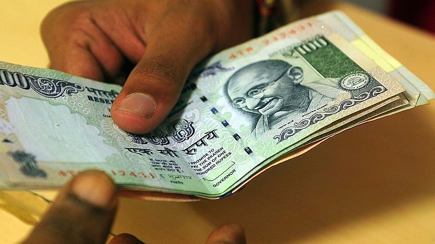 India currency notes. Photo credit: INDRANIL MUKHERJEE/AFP/GettyImages