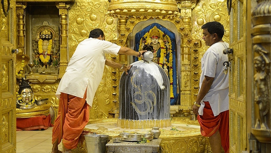 Indian Hindu priests perform religious rituals at the Somnath temple (Representative image)