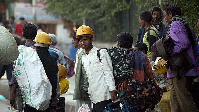 Informal sector has been booming in India. (MANPREET ROMANA/AFP/Getty Images)