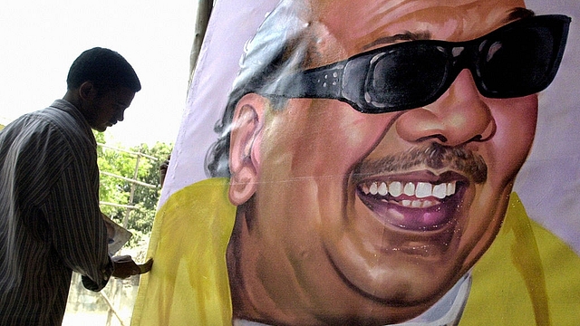 Karunanidhi poster in Tamil Nadu (DIBYANGSHU SARKAR/AFP/Getty Images))