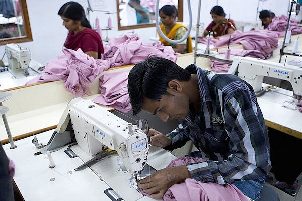 Labour Reforms With A Subsidy Smokescreen: A Case Of Signal Left Turn Right 