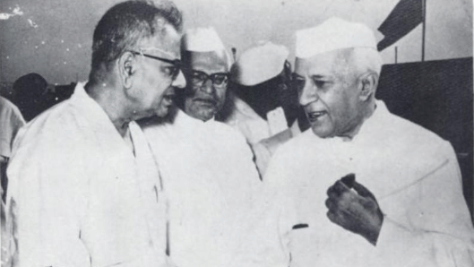 

TTK with Nehru (Image Credit: ‘India’s Industrialists’ by Gita Piramal and Margaret Herdeck)
