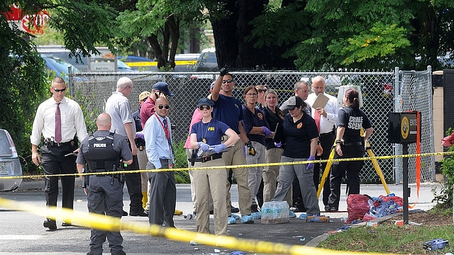 FBI at the scene of the Orlando shootout (Gerardo Mora/Getty Images)