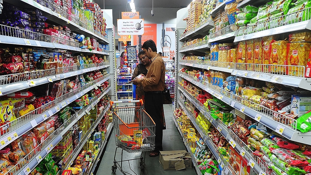 With 10 Per Cent Annual Growth,  India’s Retail Industry May Double To

 Rs 85 Lakh Crore By 2021: Report 