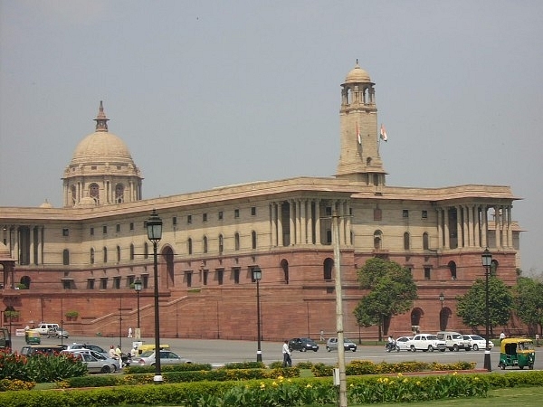 Reforming Babudom: India Needs More Specialists, Fewer Generalists