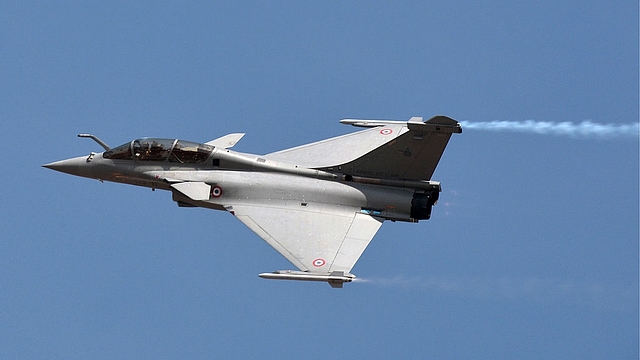 A French Dassault Rafale fighter performs during Aero India
2013 at the Yelahanka Air Force station in Bangalore.  Photo credit: Manjunath Kiran/AFP/GettyImages &nbsp; &nbsp; &nbsp;