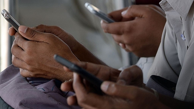 Telecom sector (INDRANIL MUKHERJEE/AFP/Getty Images)&nbsp;