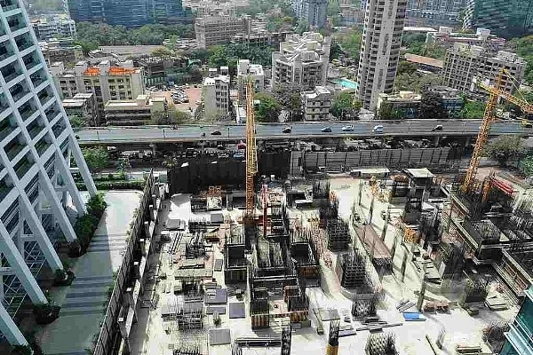 A commercial building under construction (INDRANIL MUKHERJEE/AFP/Getty Images)