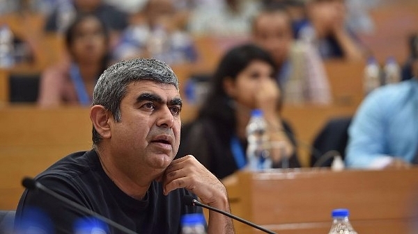 Infosys Technologies CEO Vishal Sikka addresses a press conference. (MANJUNATH KIRAN/AFP/Getty Images)