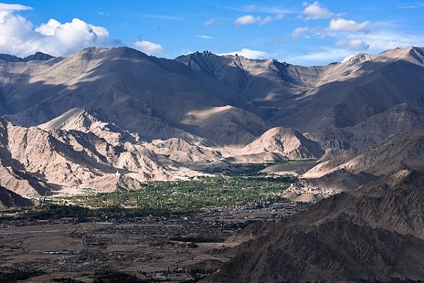 Leh viewed from Stok (KennyOMG/Wikimedia Commons)