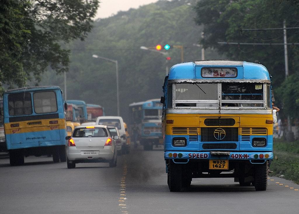 Transport Revolution: India Plans To  Replace Diesel Based Transportation System With LNG