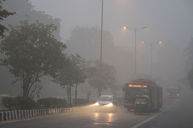 

Smog in Delhi (DOMINIQUE FAGET/AFP/Getty Images)