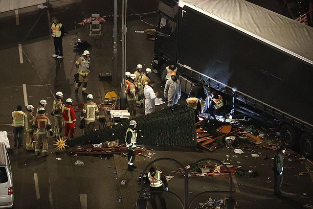 
Authorites inspect the scene after a truck sped into a Christmas 
market in Berlin. (ODD ANDERSEN/AFP/Getty Images)

