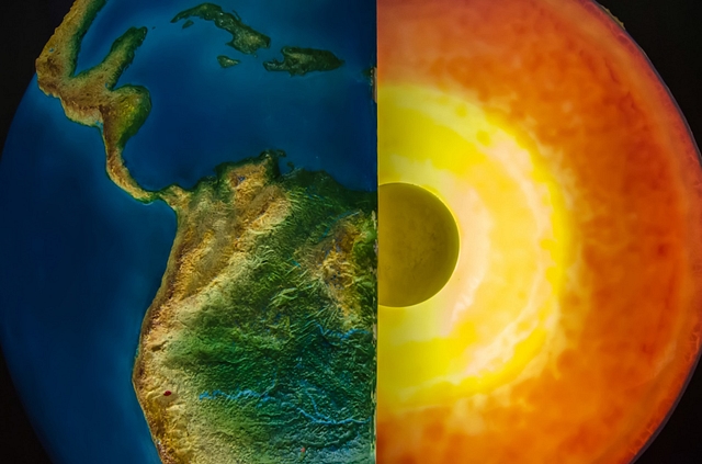 Earth’s molten iron core