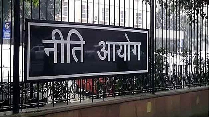 Morning Brief: NITI Aayog Formula To Save Jobs; Aadhaar-Property Linkage Not A Must, Says Centre; More Powers To IIMs