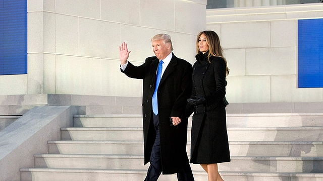 

Trump and Melania Trump arrive at the ‘Make America Great Again’ Welcome Celebration concert at the Lincoln Memorial in Washington. (Chris Kleponis-Pool/Getty Images)