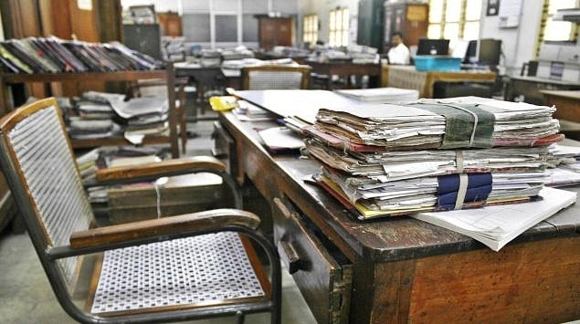 Government Sacks Two Senior IPS Officers, One AGMUT Cadre IAS Officer For Non-Performance     