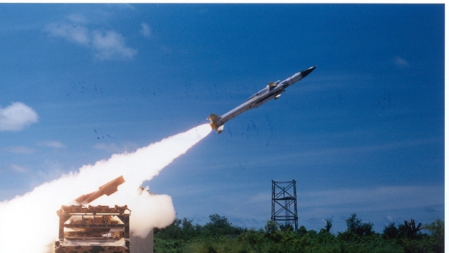 Akash missile system operating in conjunction with Rajendra radar.  


(Frontier IndiaNews/Wikimedia)


