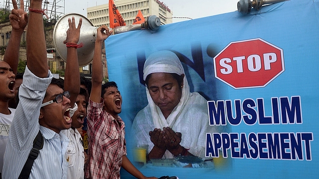 Protests against Mamata Banerjee’s appeasement politics (DIBYANGSHU SARKAR/AFP/Getty Images)