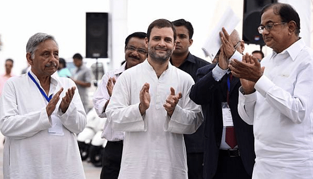 
Congress leader Manishankar Aiyar with Rahul Gandhi and 
P Chidambaram.

