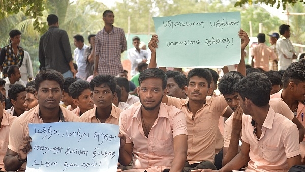  Student groups showing support for the protest (Prabhu Mallikarjunan/101Reporters)