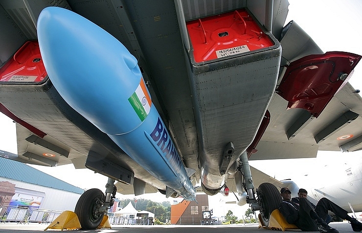 
First Ever Contract For Export Of  BrahMos Missiles Could Be Signed In 2017