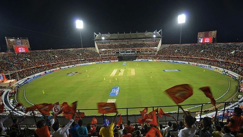 Coronavirus Pandemic: IPL Tournament To Begin From 15 April, Matches May be Held Behind Closed Doors 