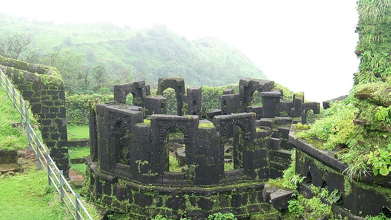 
Shivaji’s Raigad fort.

(Swapnaannjames/English Wikipedia)