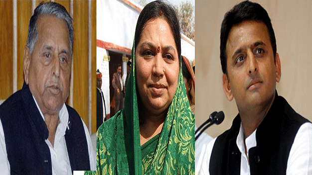 Mulayam Singh, Sadhna Yadav and Akhilesh Yadav