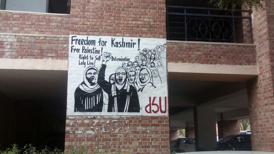 Poster demanding “Freedom for Kashmir” appears in JNU (Twitter)