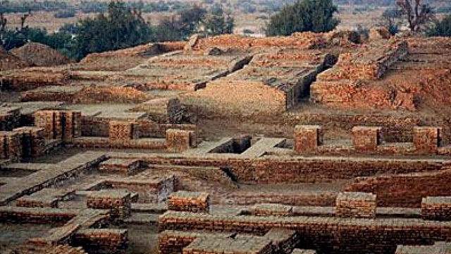 Excavation at Keezhadi