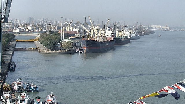 Mumbai Port Trust’s sprawling industrial wasteland to get a facelift. (Robert Cutts/Flickr)