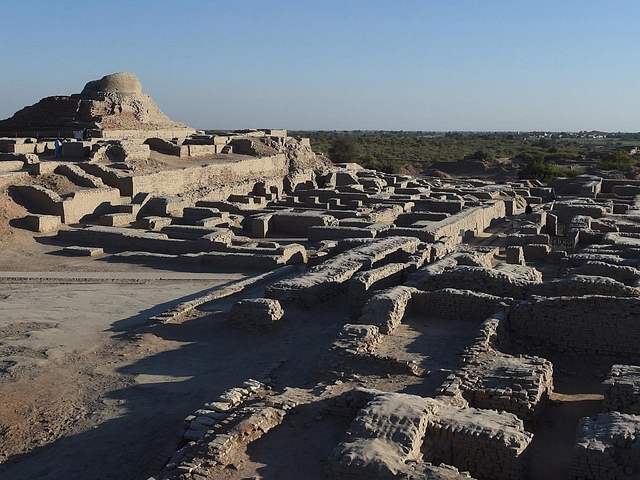 Ruins of 
Mohenjo Daro.

