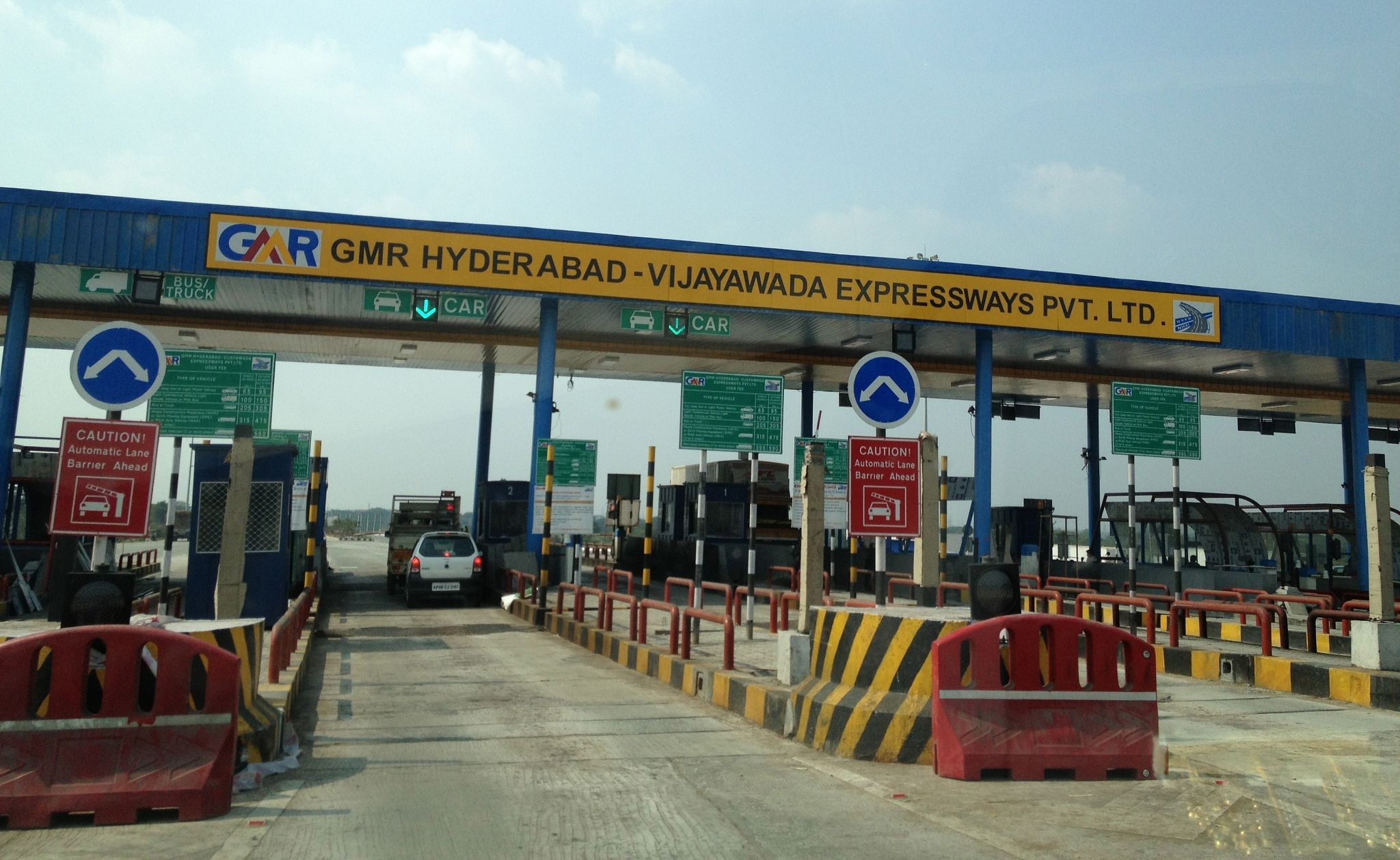 Toll Plaza in Telangana (Vijay Chennupati/Flickr)