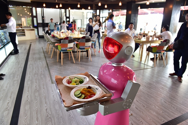 A Robot Waiter (VCG / Stringer/ Getty Images)