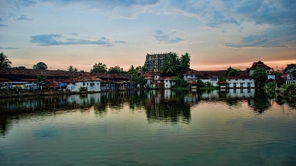 Padmanabhaswamy Temple, Thiruvananthpuram (Ashcoounter/Wiki Commons)