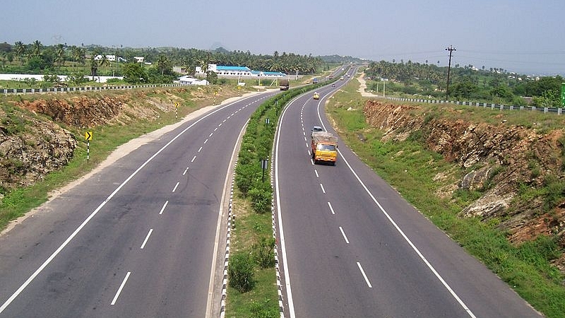 National Highway 544 between Erode and Coimbatore (Srikanth Ramakrishnan/Wikimedia Commons)