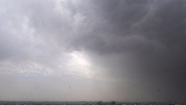 Dark clouds over Delhi (Sunil Ghosh/Hindustan Times via Getty Images)