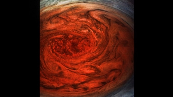 Zooming in on Jupiter’s Great Red Spot (danielcorttez)