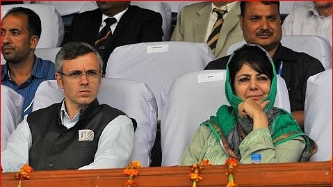 Omar Abdullah and Mehbooba Mufti (Waseem Andrabi/Hindustan Times via Getty Images)&nbsp;