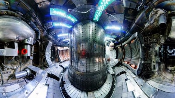 The interior of the Alcator C-Mod tokamak, where experiments were conducted that have helped create a new scenario for heating plasma and achieving fusion. (Bob Mumgaard/Plasma Science and Fusion Center, Massachusetts Institute of Technology)