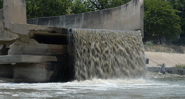 Untreated sewage flowing into the Ganga at Kanpur (PRAKASH SINGH/AFP/Getty Images)