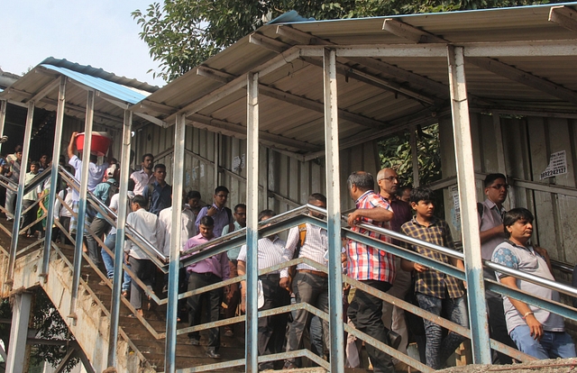 The FoB at Elphinstone Road station (Bhushan Koyande/Hindustan Times via Getty Images)