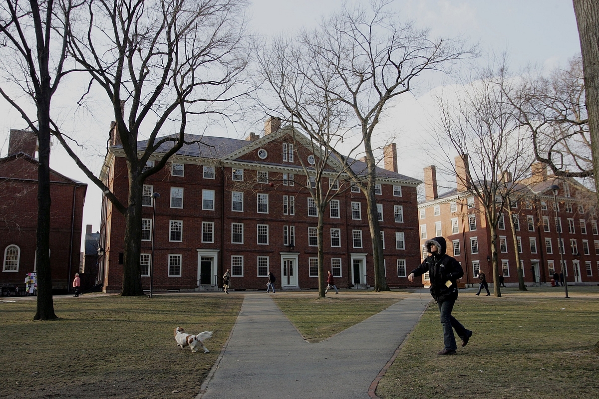 Harvard, MIT Sue US Immigration Authorities Over Order Barring International Students 