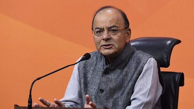 Finance Minister Arun Jaitley addresses a press conference. (Mohd Zakir/Hindustan Times via Getty Images)