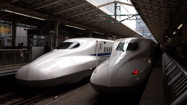  Shinkansen bullet trains at Tokyo Train Station (Carl Court/Getty Images)